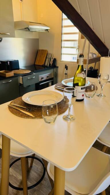 T2 Le Cosy, Au Coeur De Montjoly, Parking, Clim Apartment Remire-Montjoly Exterior photo
